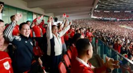 Presiden RI Prabowo Subianto rayakan gol yang berhasil dicetak Ole Romeny. (Facebook.com @Prabowo Subianto)